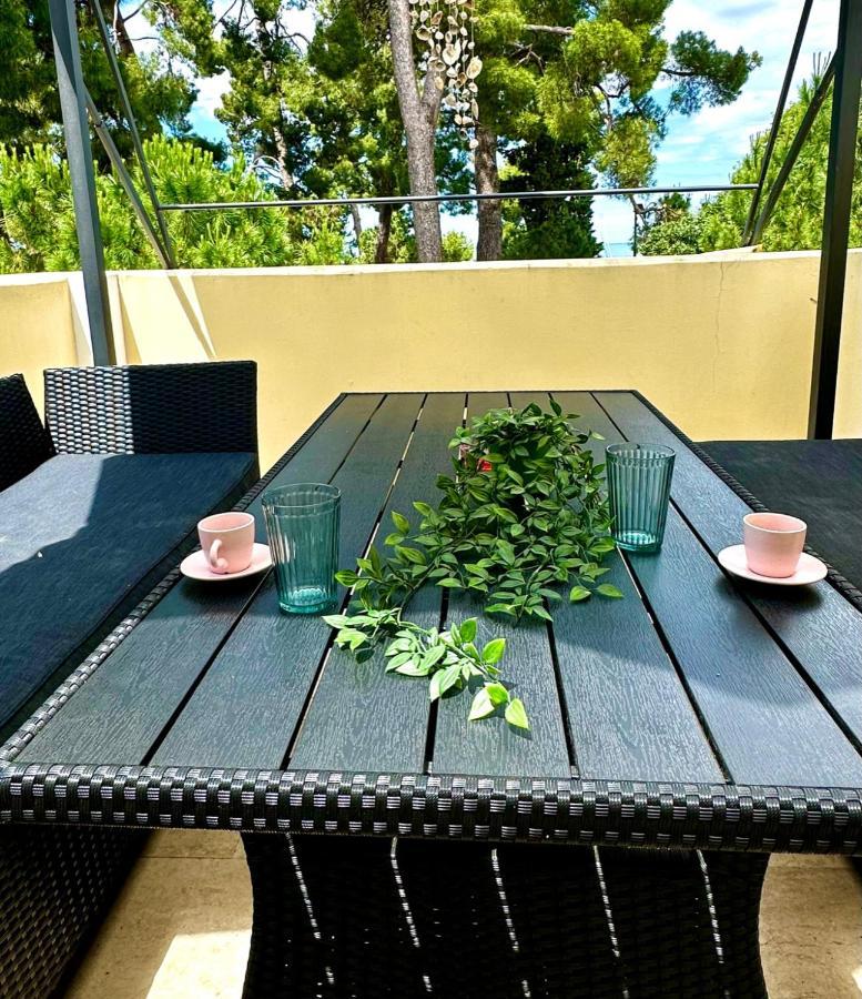 Mirta Deluxe Superior 5 Star Apartment, Your Piece Of Heaven By The Sea & Park, With Sea & Park View Novigrad Istria Exteriör bild